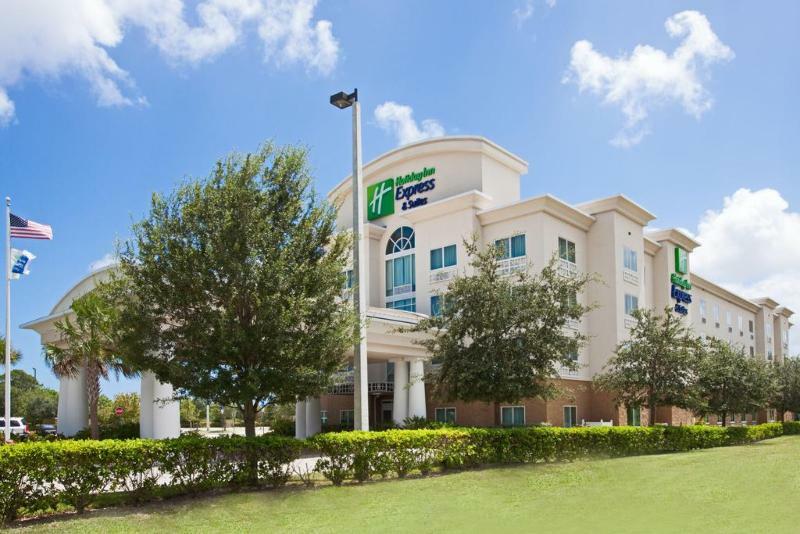 Holiday Inn Express Hotel & Suites Fort Pierce West ภายนอก รูปภาพ